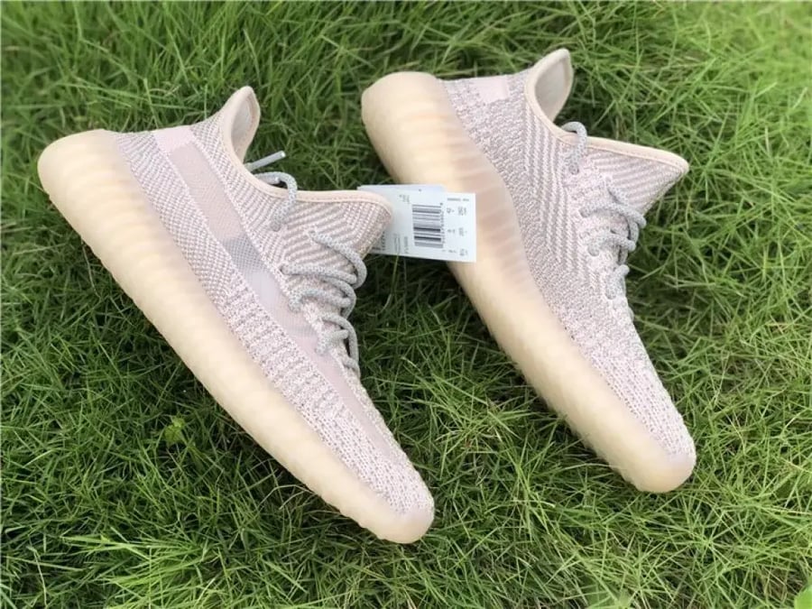 Yeezy Boost 350 V2 'Synth' | سينث عاكس