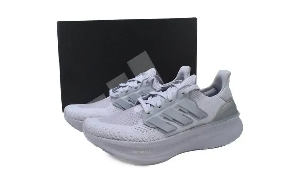 Adidas Ultraboost 5