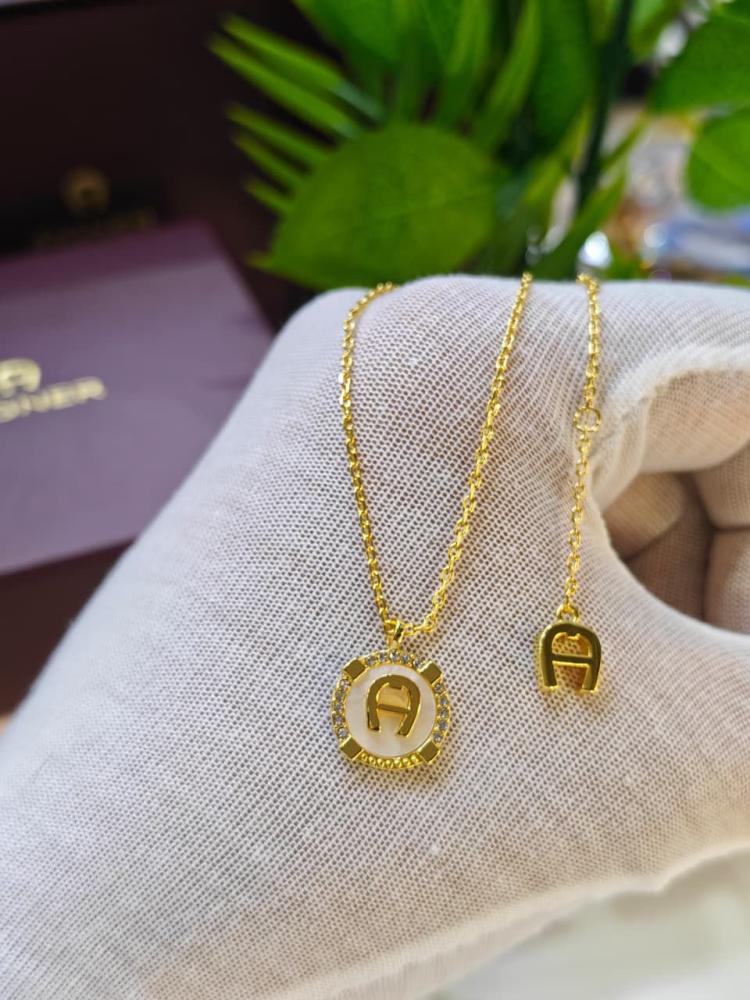 سلسال اقنر ماستر ذهبي فصوص
