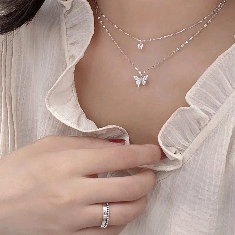 سلسال الفراشة مرصع بالزركون