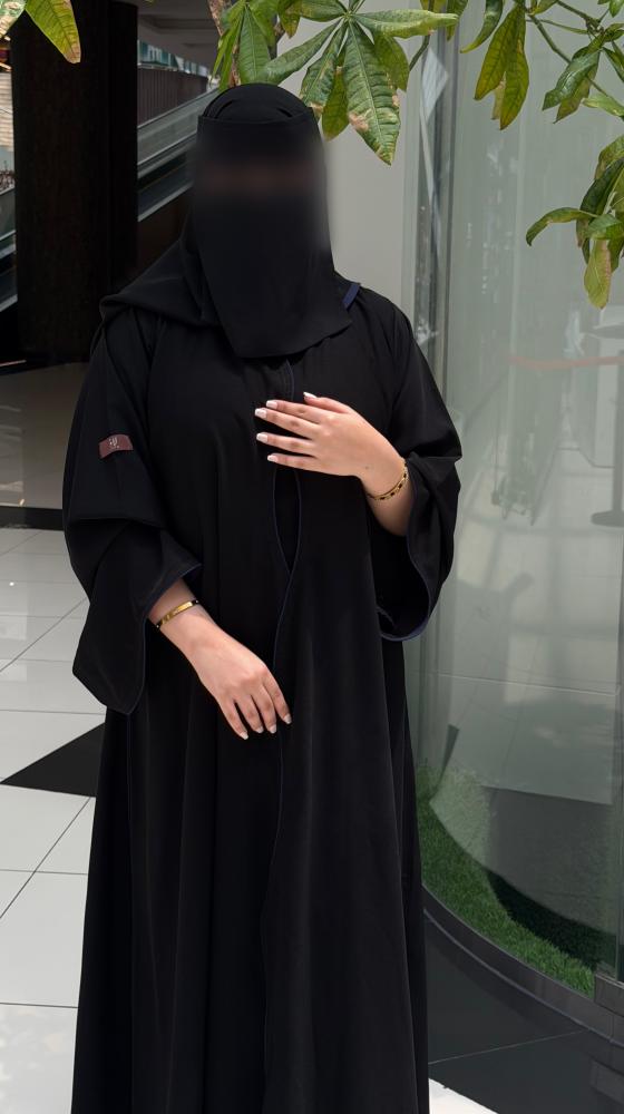 عباية ناعمه