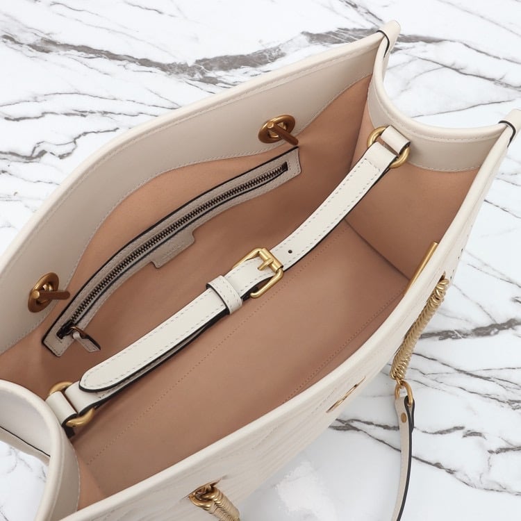 GUCCI GG Marmont Medium Tote