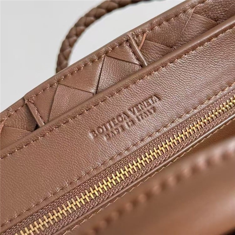 Bottega Veneta Small Andiamo