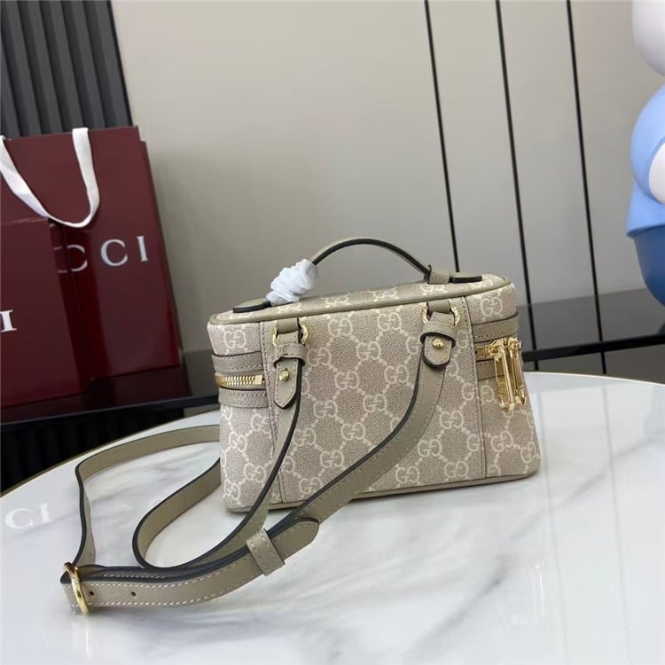 GUCCI Ophidia Super Mini Shoulder Bag