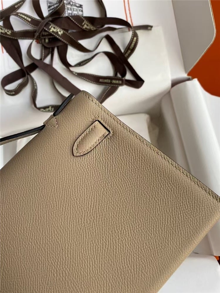 HERMES Leather Ladies Handbags