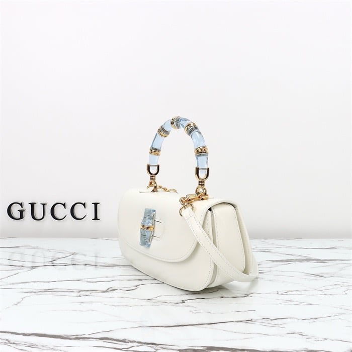 GUCCI Bamboo Diva Medium Bag