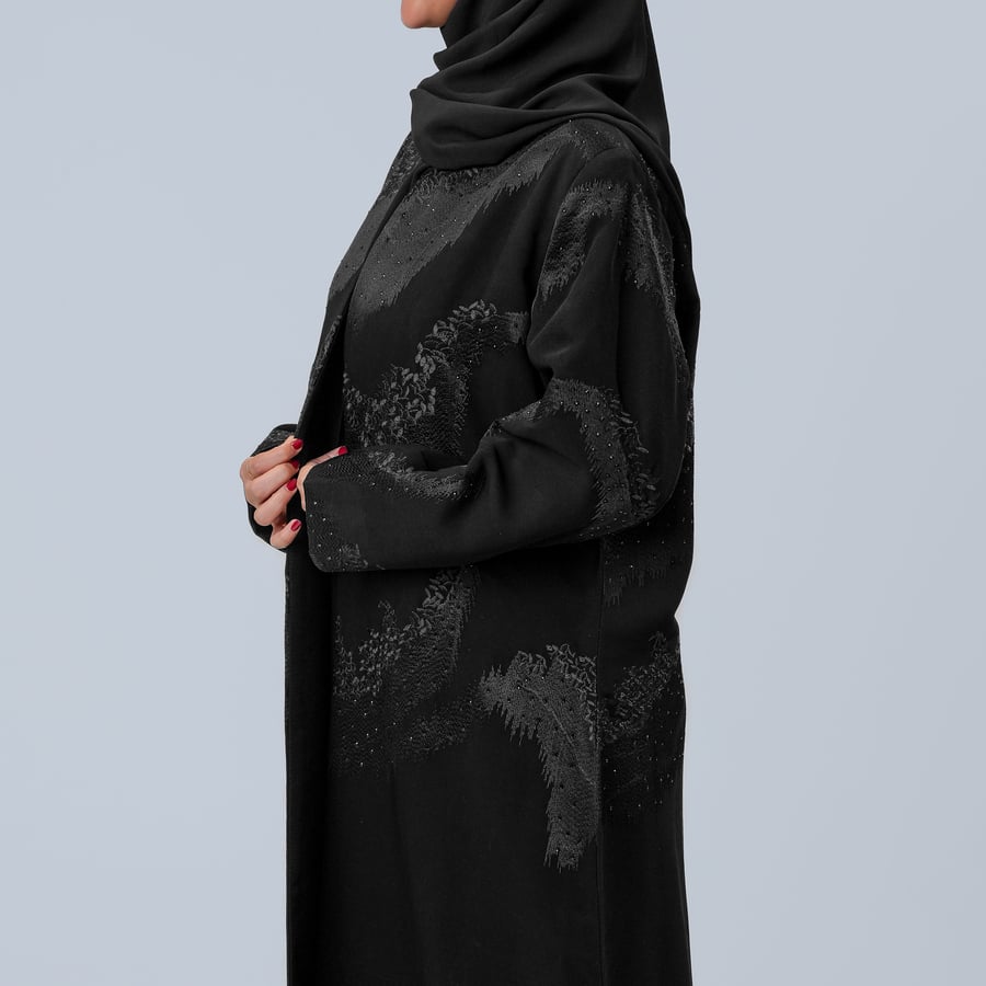 عباية بليزر سيراميك اندونيسي مع تطريز وشك كريستال