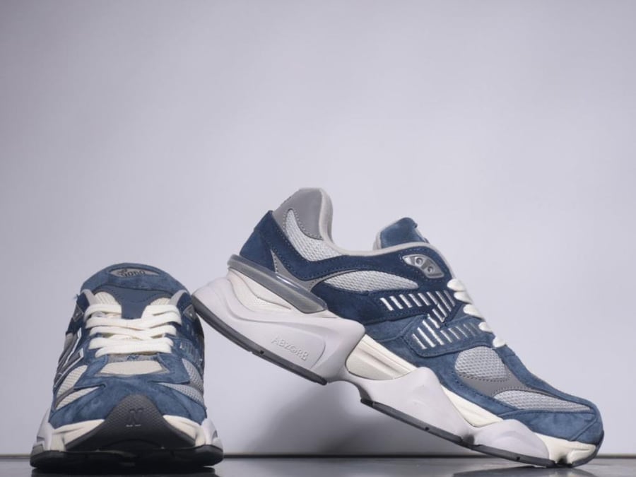 NEW BALANCE 9060