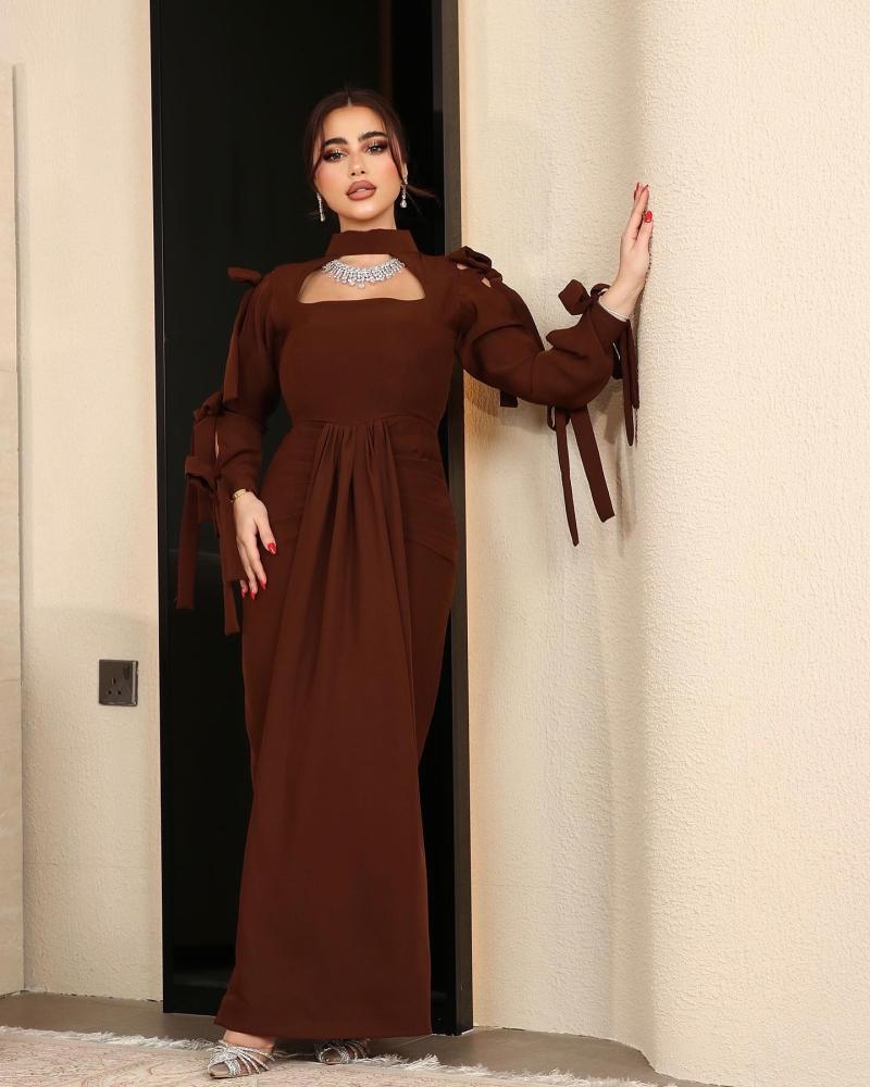 فستان باربي بني أنيق