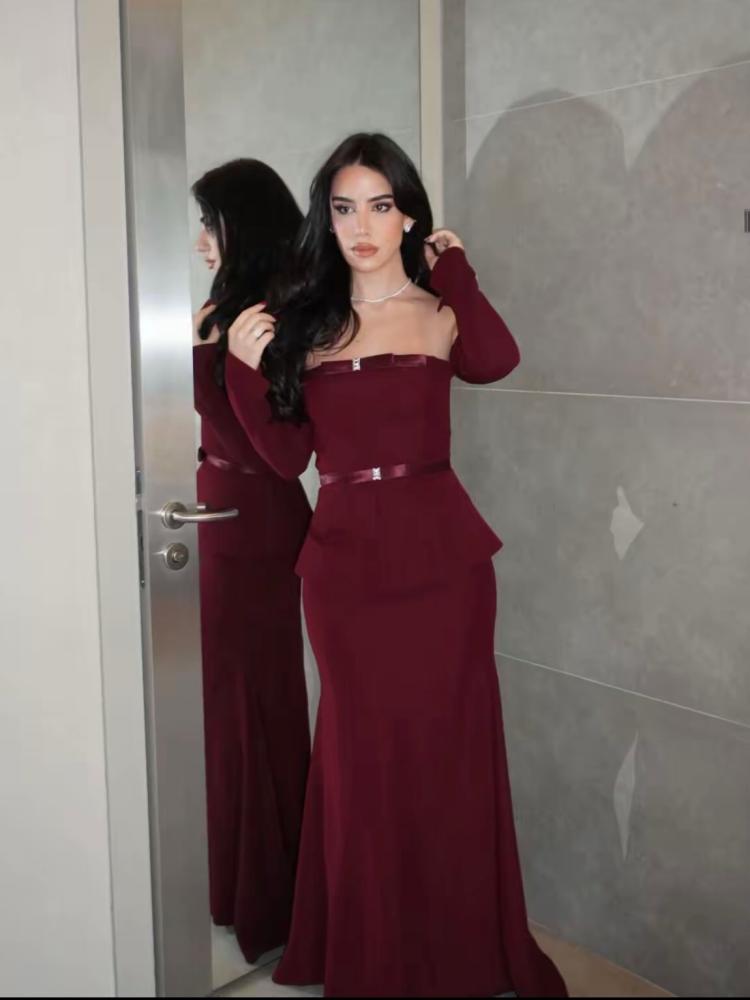 فستان باربي برغندي