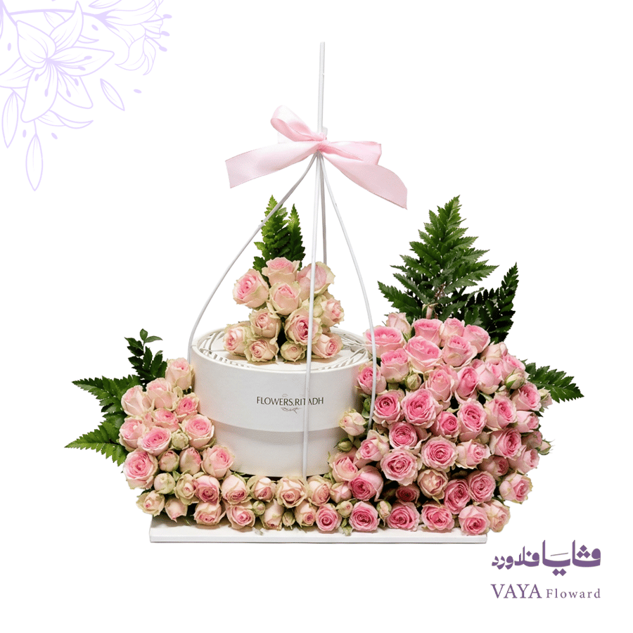 تنسيقة ورد مع كيكه اني وداني