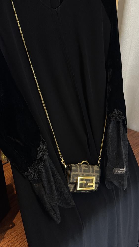 عباية مشاعل