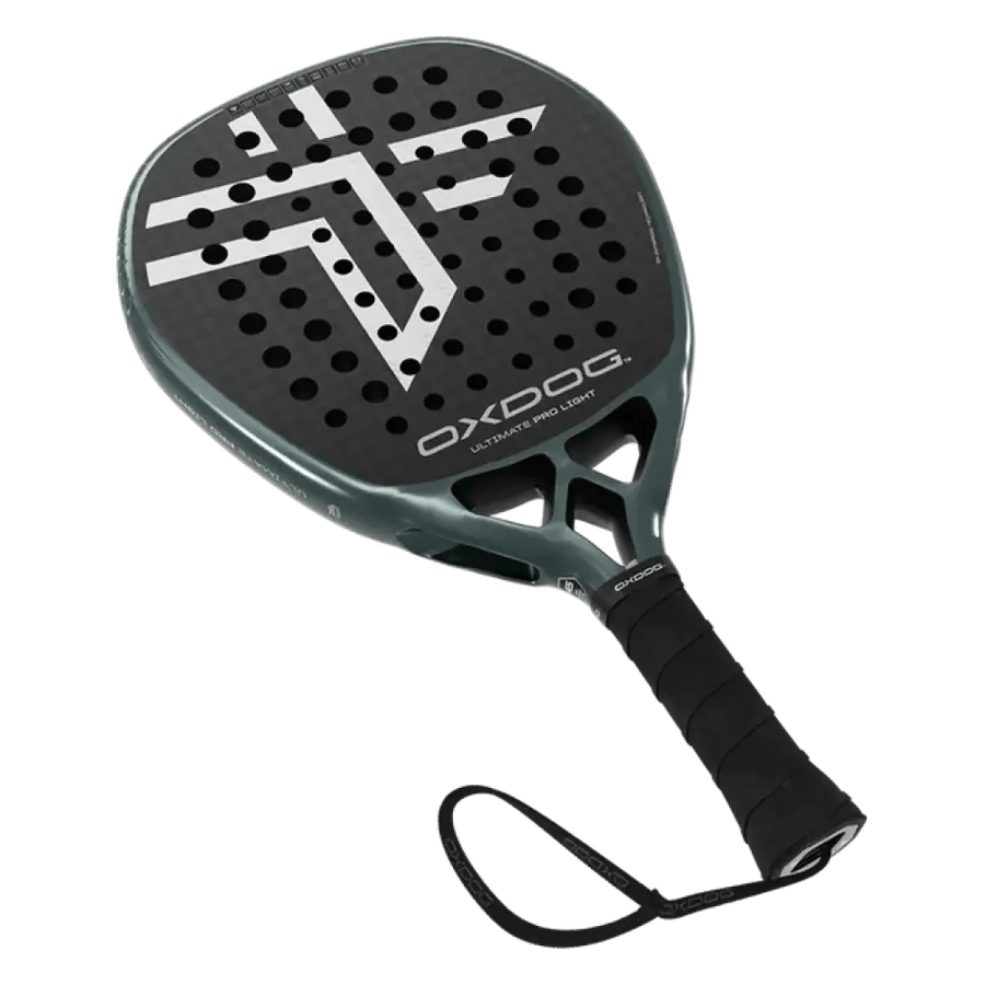 مضرب Oxdog Ultimate Pro Light 2027 بتصميم ماسي ومقبض أسود