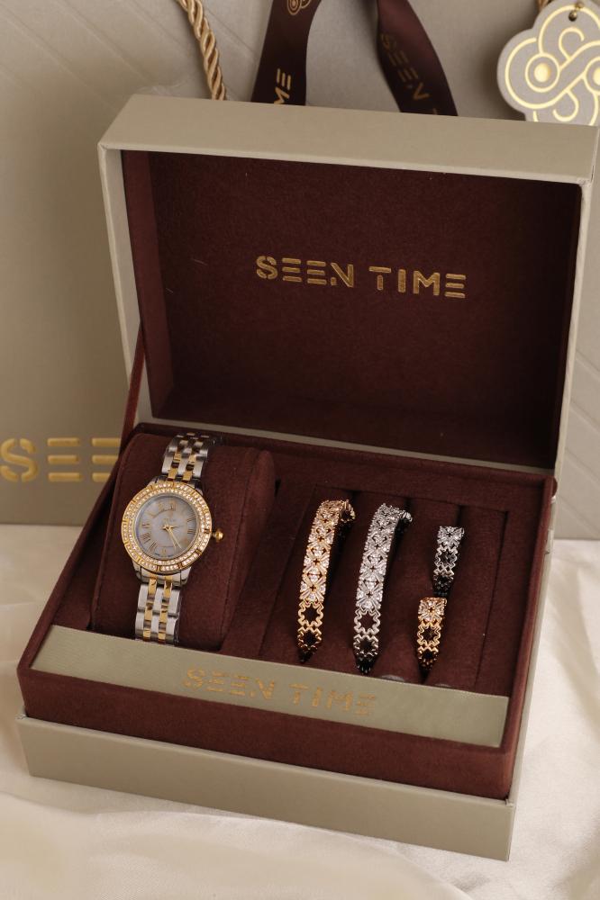 طقم ساعة نسائية SEEN TIME دائرية لونين بميناء رمادي