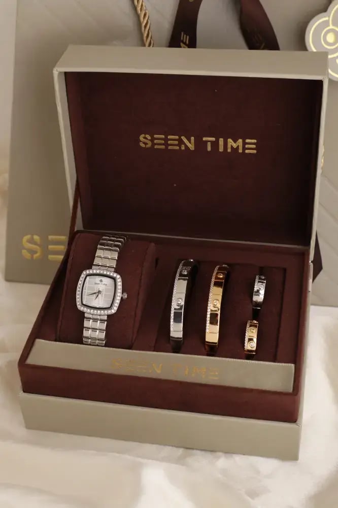 طقم ساعة نسائية SEEN TIME مربعة فضية بميناء فضي