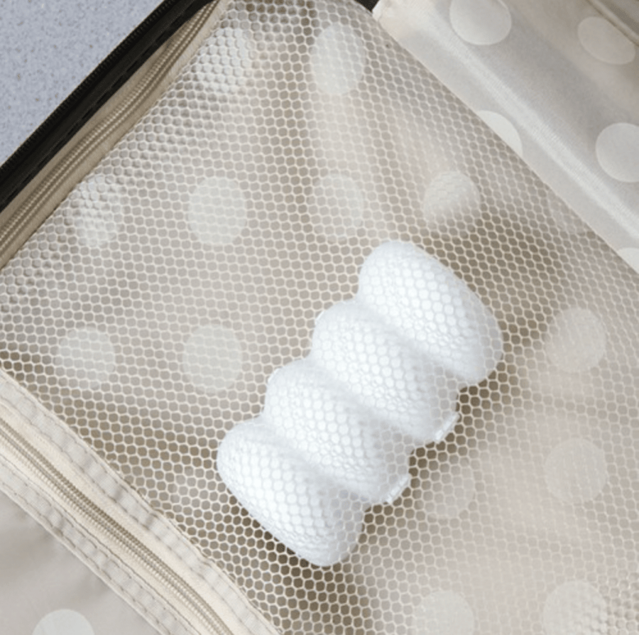 4 pieces of round storage containers