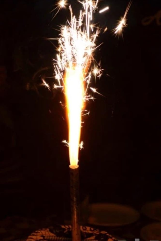 Spark candle for parties