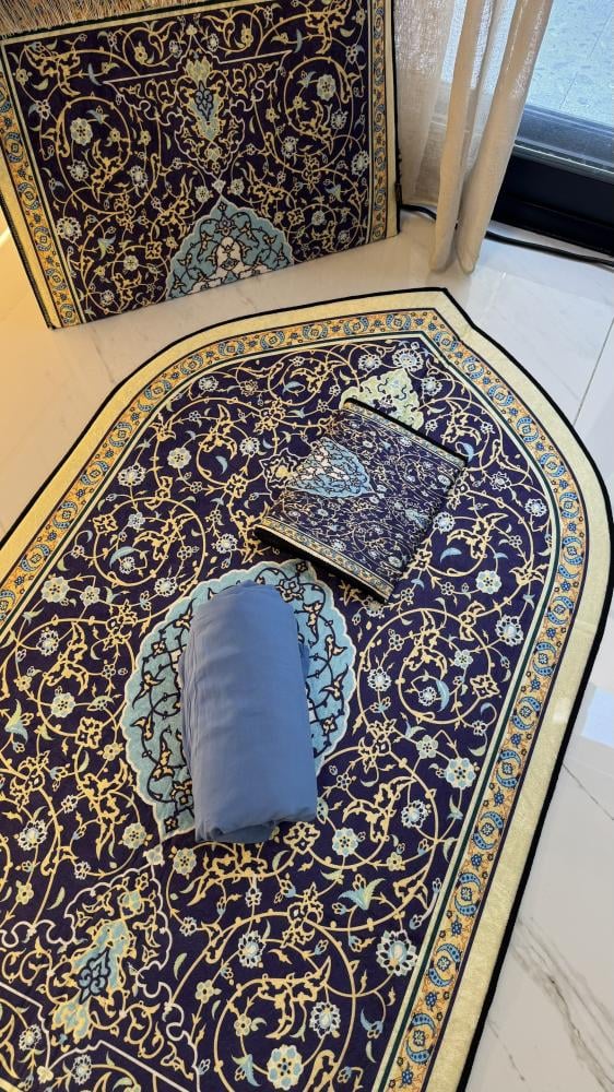 طقم سجاده صلاه بالنقوش الاسلاميه