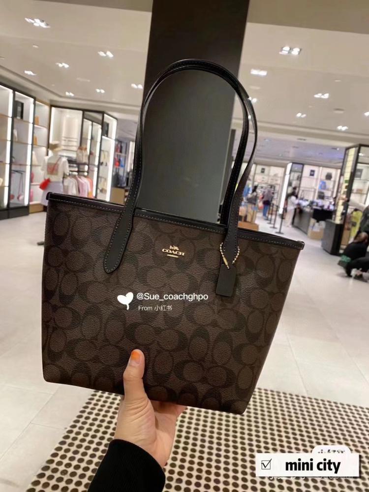 Small Coach Master Tote bag with dust bag