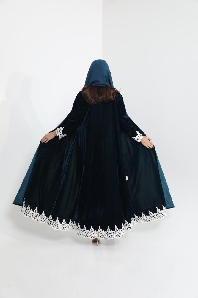 Elegant velvet indigo
