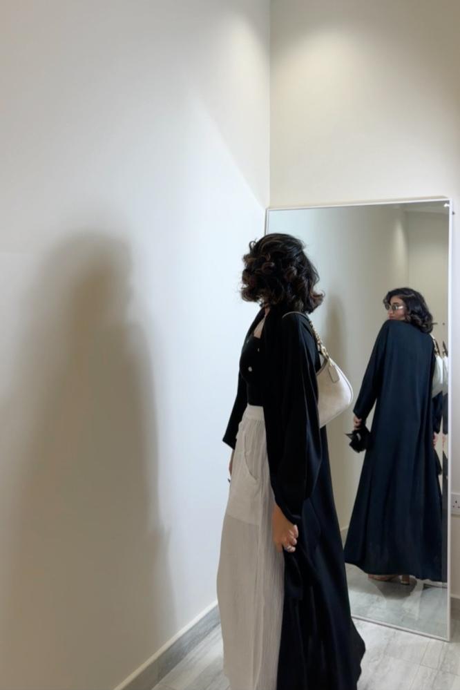 ٍRoyal Black Abaya - عباءة الأسود الملكي
