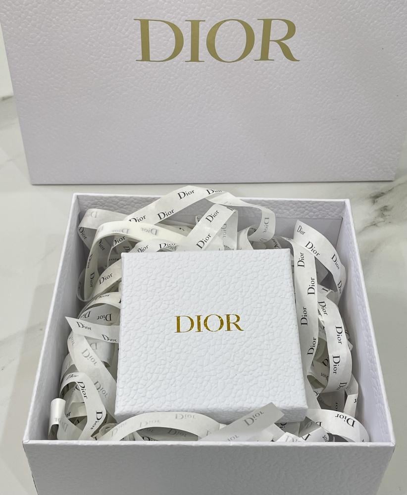 Dior necklace