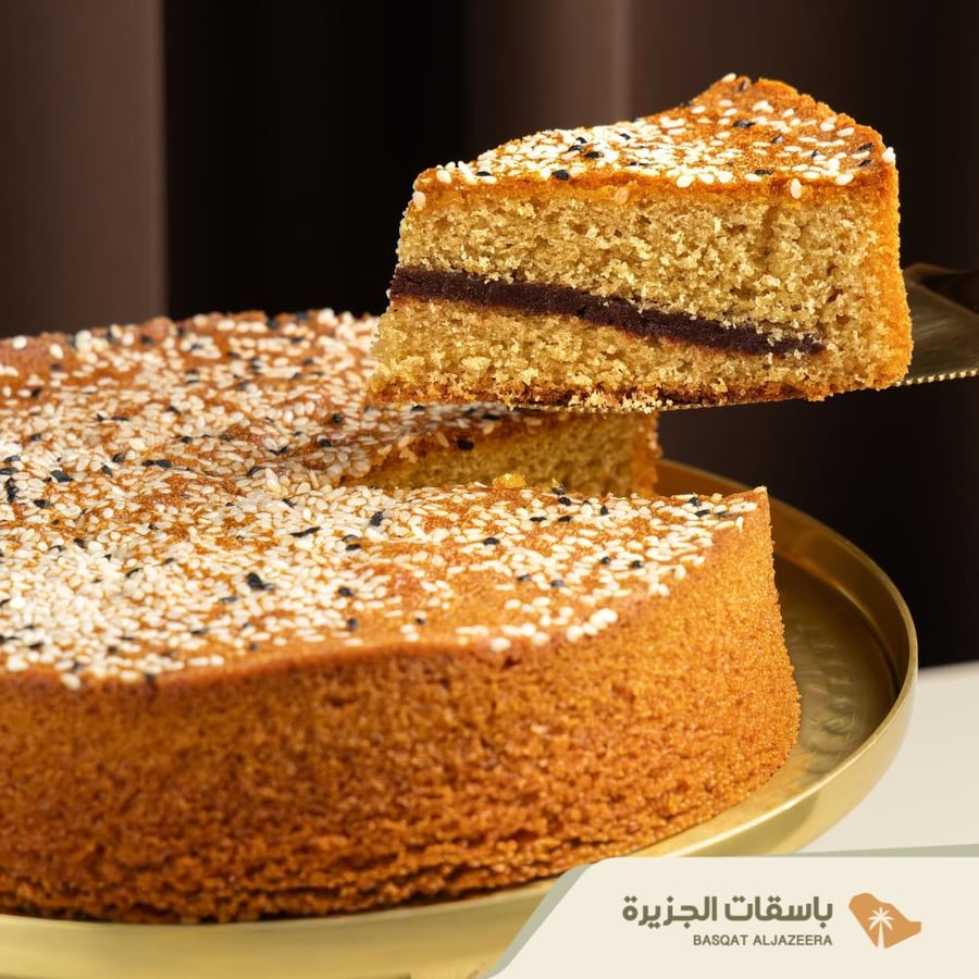 كيكة دخن حشوة تمر