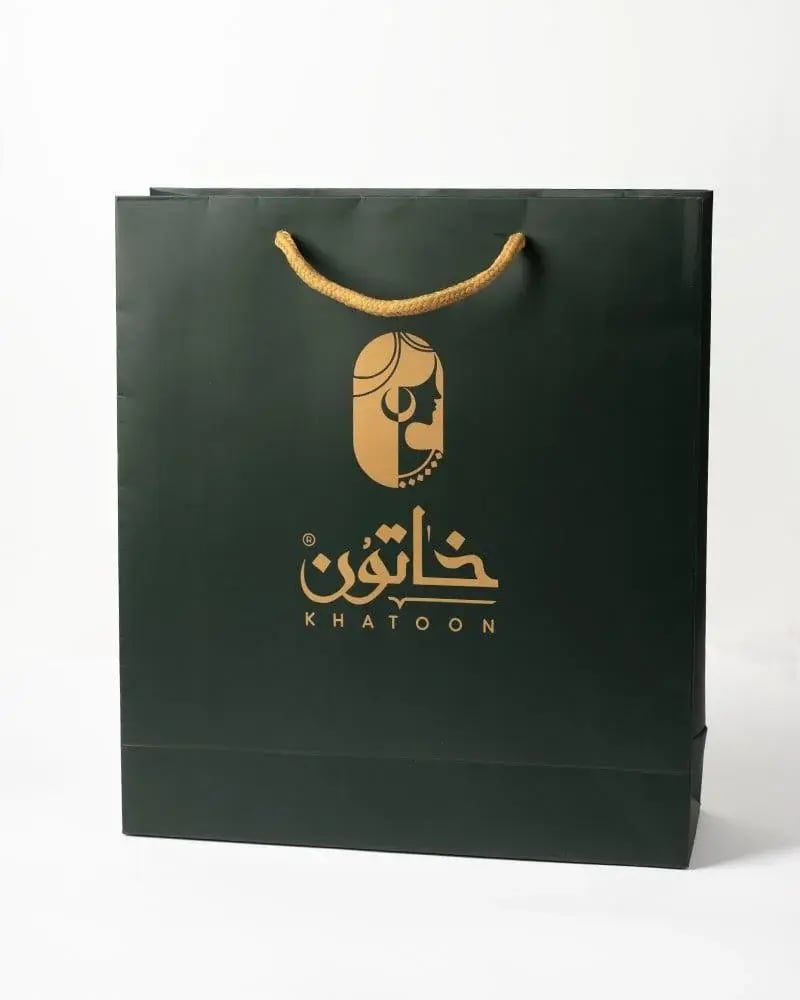 خاتم نسائي مرصع بالزركون | تصميم ذهبي يبرز جمال اليدين