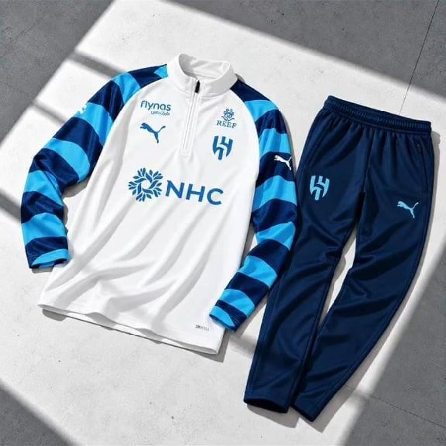 طقم الهلال الجديد