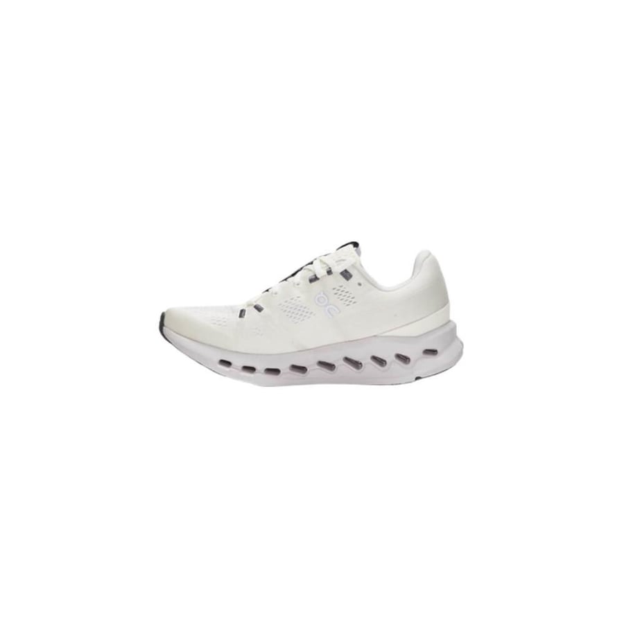 On Running Cloudsurfer sneakers
