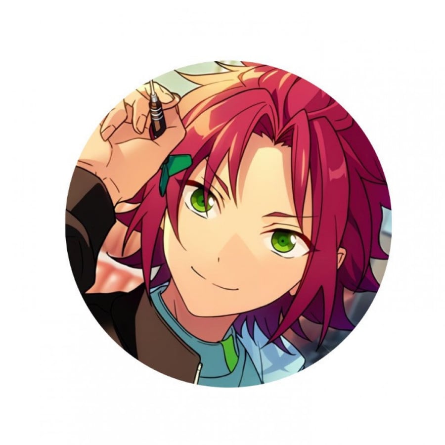 isara mao brooch