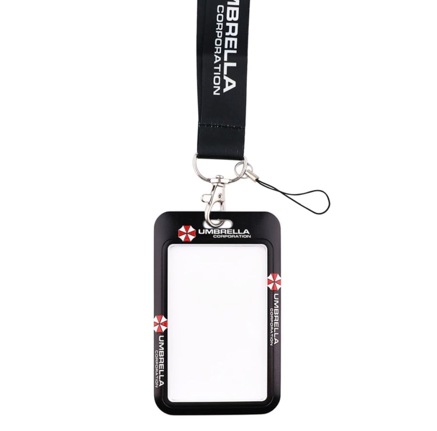 Resident evil card holder chain | حامل صور ميدالية رزدينت ايفل