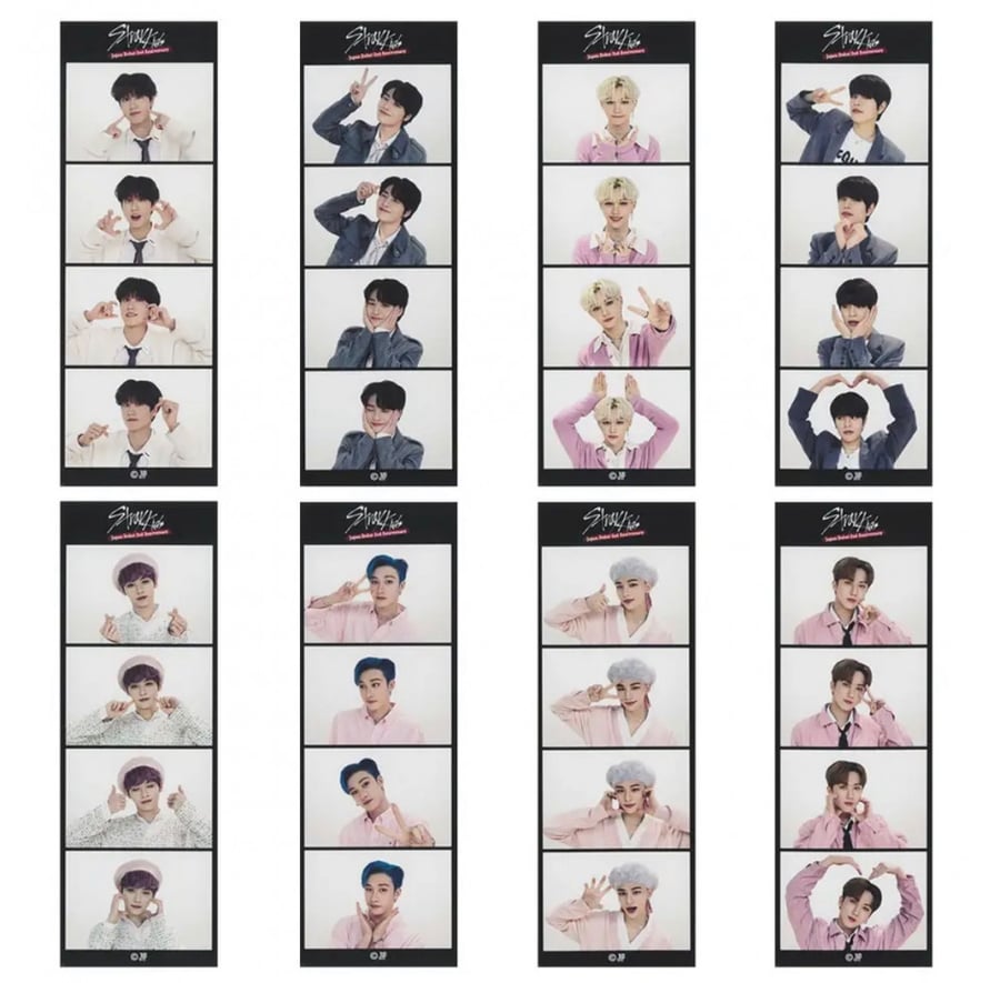 Stray kids photocards
