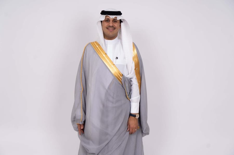 بشت الارسم رصاصي فاتح
