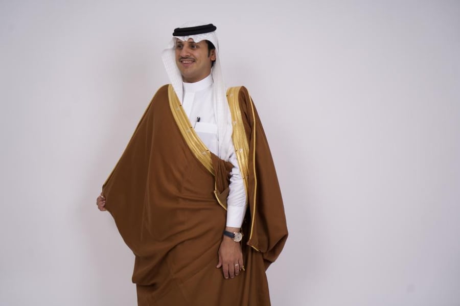 باقة بشوت الديوان الربيعي - بني فاتح عسلي