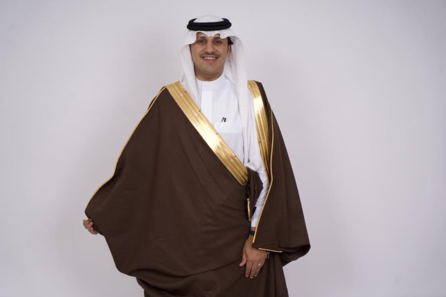 باقة بشوت الديوان الربيعي - بني متوسط