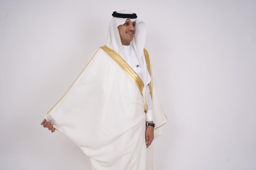 باقة بشوت الديوان الربيعي - أبيض سكري
