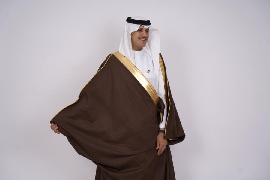 باقة بشوت الديوان الربيعي - بني متوسط