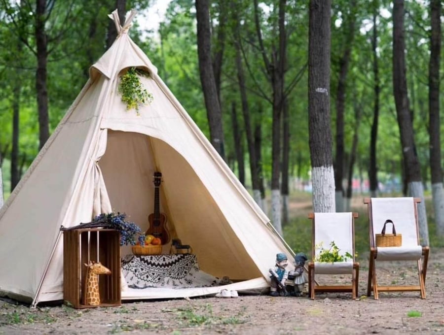 Pyramid tent