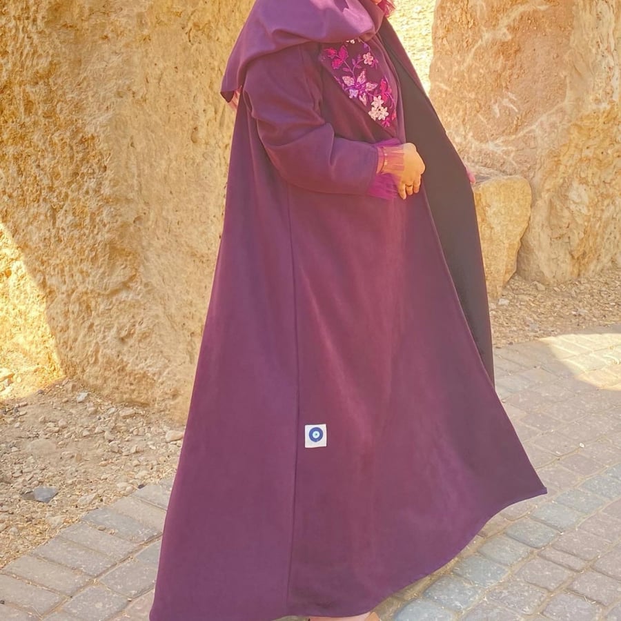 W29
