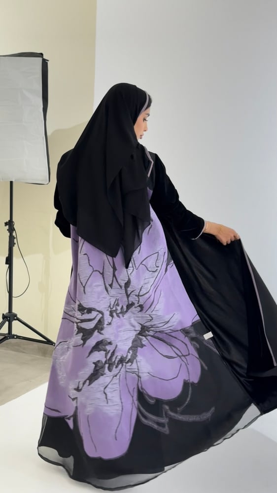 عباية مخمل جاكار بنفسجي H3
