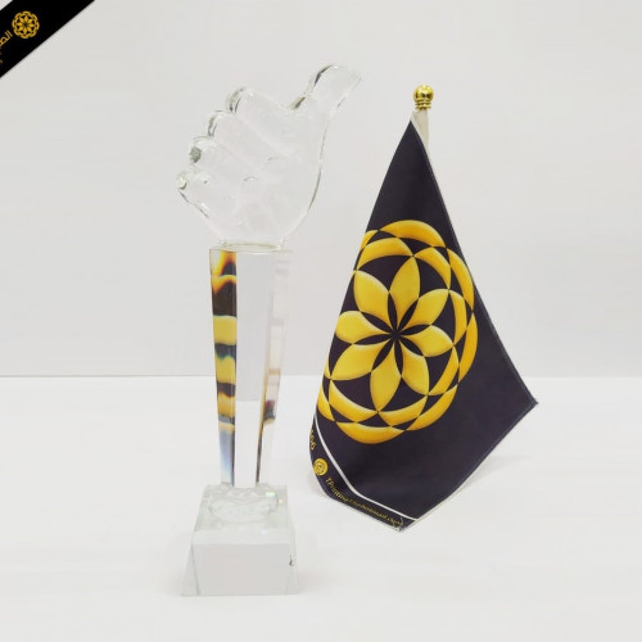 مجسم ( كرستال good ) + طباعة