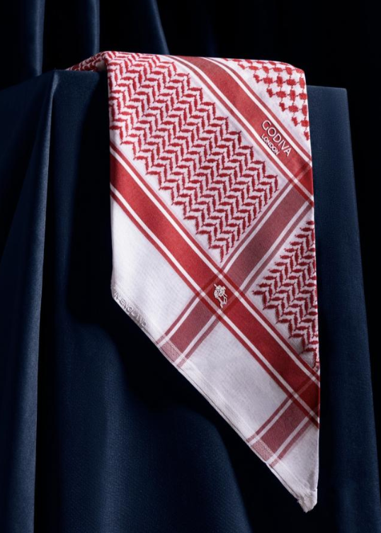 شماغ جوديفيا 2026 احمر بلس GODIVA انجليزي