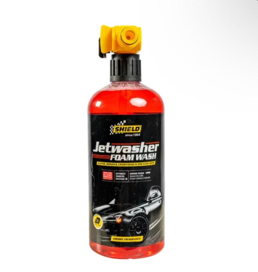 Shampoo with foam pump