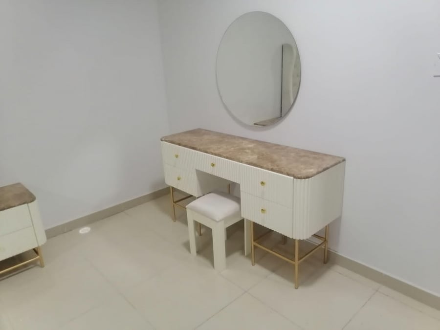 غرفه مكونه من 6 قطع