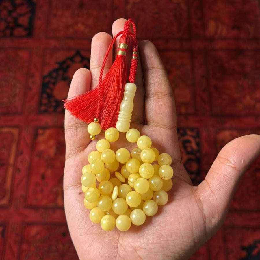 كهرمان طبيعي كركوشة حياكة يدوية