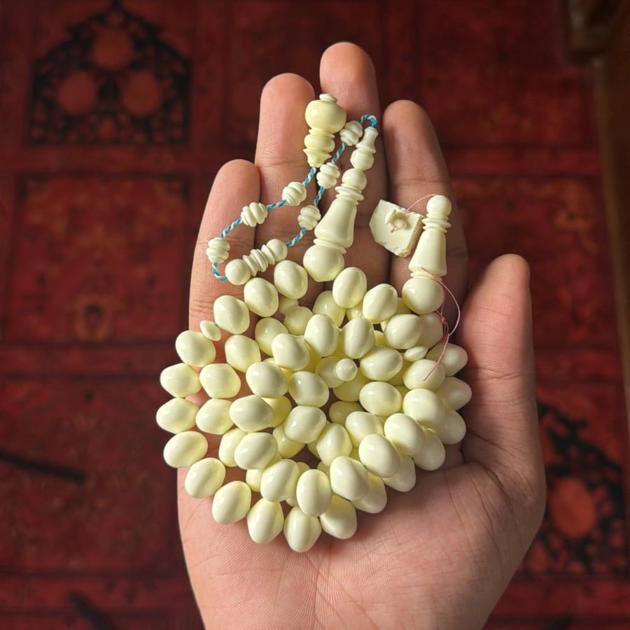 بكلايت ذروي ( ابيضّ صك )