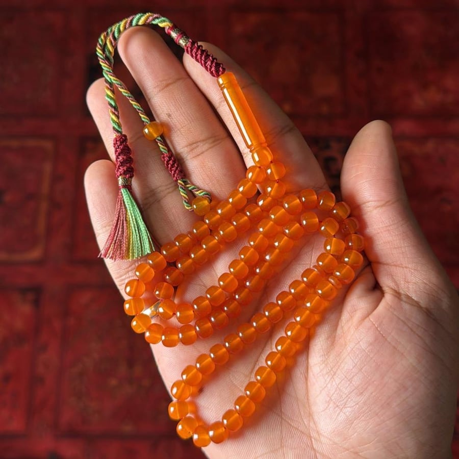 مستكة نواعم ( شبيه المكعبات )