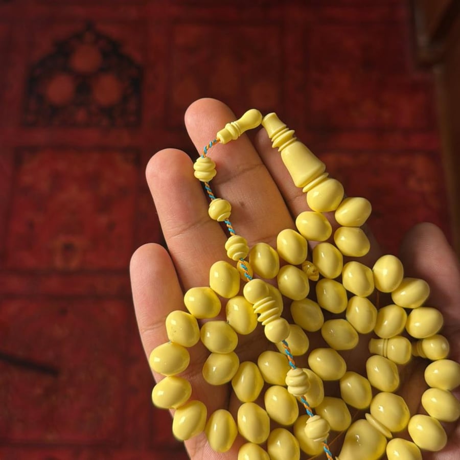 بكلايت ذروي ( كريمي )