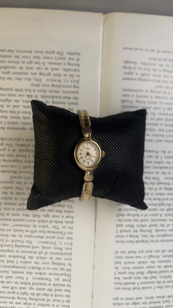 ساعه فينتج ماركة  timex